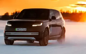 《Range Rover》首款電動車 零下40度 雪地測試中｜預計今年發表 明年底台灣上市