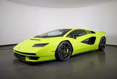 螢光綠Lamborghini Countach超跑正在拍賣