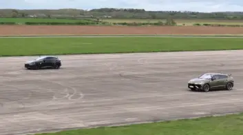 Ferrari與Lamborghini兩台SUV廝殺誰會贏？