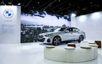 BMW攜手2024年度台北當代藝術博覽會 精彩展演 豪華純電未來移動新概念