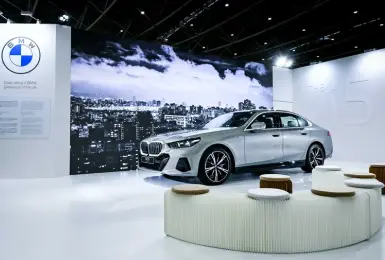 BMW攜手2024年度台北當代藝術博覽會 精彩展演 豪華純電未來移動新概念
