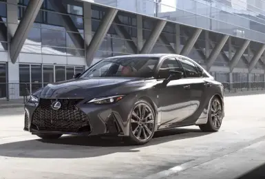 外傳《Lexus IS》將有第三次小改款｜舊世代平台還能搞啥新花樣？除了後驅 還有啥能期待？