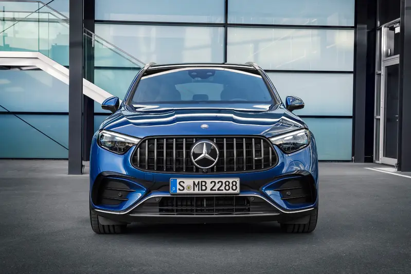 Mercedes-AMG GLC 43 4MATIC，建議售價396萬元起。