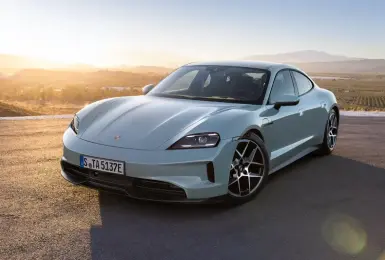 全球召回｜《Porsche Taycan》可能漏煞車油 官方稱：漏煞車油會亮燈 沒亮可以繼續開