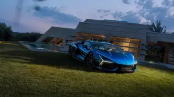 《Lamborghini》推出以海洋為主題的特別版《Revuelto》