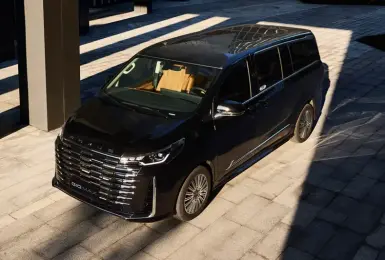 這不是Alphard！小改款《上汽大通G10》 新增自排車 車內布局更豪華