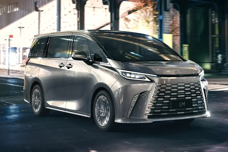 Lexus LM上月持續大量交車，以141輛的成績贏過ES車系。年度累積方面，截至2024年8月，共賣出1176輛，較去年同期成長25.1%。