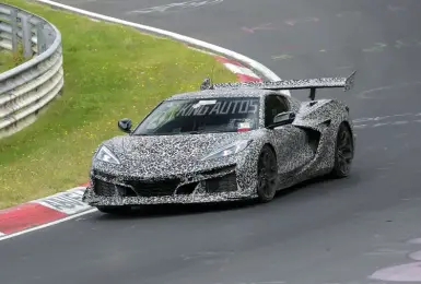 Chevrolet最強的Corvette ZR1 Zora 將會有打敗法拉利的實力