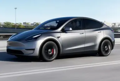 出來了！？新款Tesla Model Y長這樣子｜更棒的升級 在這時推出