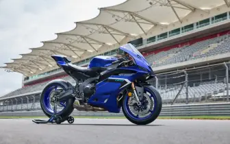 仿賽系列再添一員！三缸Yamaha YZF-R9亮相｜台灣有望導入