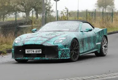 Aston Martin Vanquish Volante敞篷版即將到來