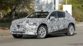 純電版《Mercedes-Benz GLC》800V架構 續航有望破千 可能取代C-Class Estate旅行車