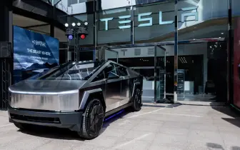 Tesla Cybertruck 即日起全台13站巡迴 