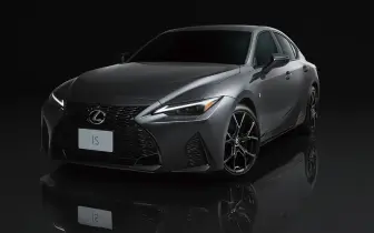 《Lexus IS》新增黑化車款 221萬元起 車系唯一標配360環景&專屬配備 