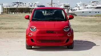 Stellantis再次將FIAT 500e生產暫停｜瑪莎拉蒂也不放過