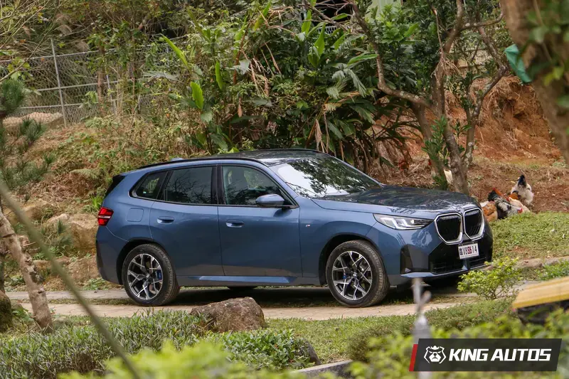 本次試駕車款為BMW X3 20 xDrive M Sport，建議售價277萬元起。