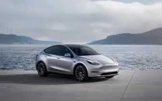 Tesla Model Y全球出清中｜新款最快這時來