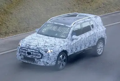 大改款《Mercedes-Benz GLB》換上Audi車頭與Smart尾燈？！