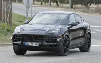 《Porsche Cayenne》品牌銷量救星 油車不能斷 還會再次小改款！