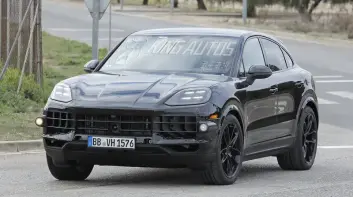 《Porsche Cayenne》品牌銷量救星 油車不能斷 還會再次小改款！