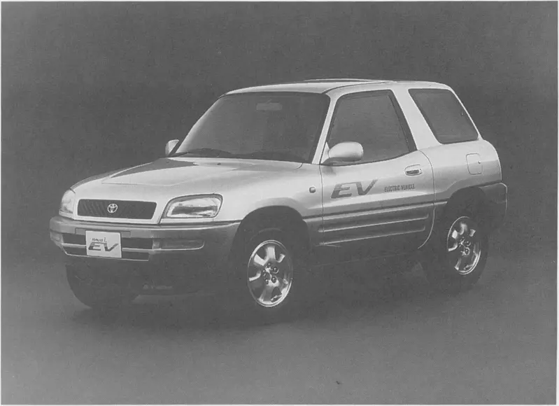 1996年在日本推出的RAV4L EV，年銷量目標100輛。如今電動車若真隨RAV4大改款回歸，年銷量會是幾台呢？！