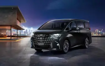 台灣最貴的豐田！《Toyota Alphard PHEV》330萬元起 沒上市促銷！單一六人座 純電跑80公里 