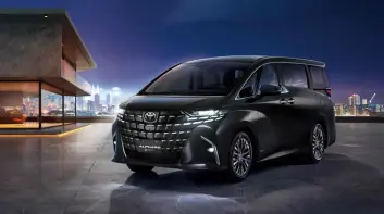 台灣最貴的豐田！《Toyota Alphard PHEV》330萬元起 沒上市促銷！單一六人座 純電跑80公里 