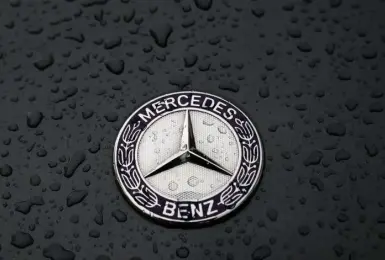 Mercedes-Benz史上第二貴神車是這台