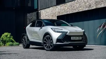 台灣無緣｜Toyota歐洲推出熊貓配色C-HR 搭配純電續航 66 公里