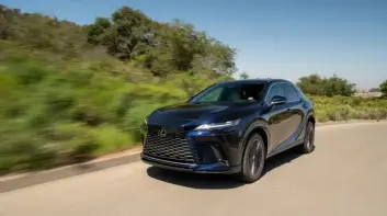 小改款Lexus RX日本上市｜ 台灣再等等