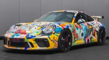 這台保時捷911 GT3被當作一幅畫創作