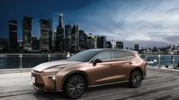 日規《Toyota Crown Estate》雙動力 售價高於Lexus NX與ES