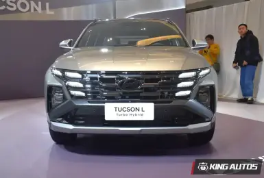 2025年12月購車優惠｜《Hyundai Tucson L》油電車 百萬零利率&配備升級 Santa Fe降10萬
