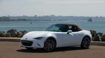 下一代Mazda MX-5將會塞入更大的引擎