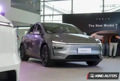 實車直擊！小改款Tesla Model Y 車頭鏡頭夠清晰 反射式尾燈好科幻