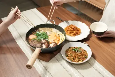 日本料理達人「KAZU」首監製「本間家神級萬用鐵炒鍋」職人精神打造「一鍋萬用」輕鬆上桌