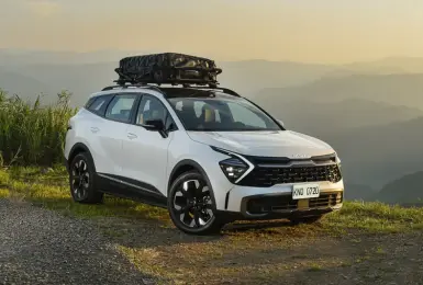 《Kia Sportage》戶外特仕車 配備升級 售價不變 限量上市｜獨享車頂架&黑化套件等