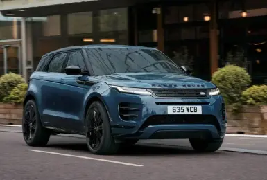 《Range Rover Evoque》入手價降6萬元 高階車款頭燈升級 新增黑化套件車 