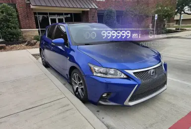 耐開好修！《Lexus CT200h》里程數破表 第二台百萬英里俱樂部