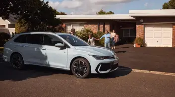 以租代購｜小改款《Volkswagen Golf》長期租賃 月付9,999元起