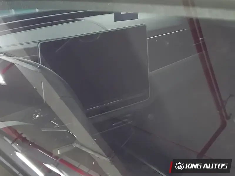 全車系標配15吋中控螢幕