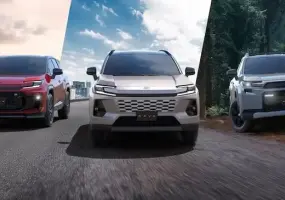 全新第六代 Toyota RAV4 正式亮相：更聰明、更好玩、也更全能！