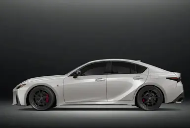 告別自然進氣V8時代，Lexus IS 500 Ultimate Edition限量登場
