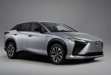 電動 SUV 更猛了！2026 Lexus RZ 推出 550e 性能版、還能模擬手排