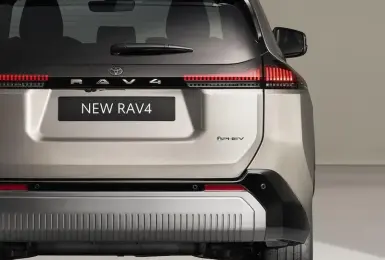 第六代 Toyota RAV4 PHEV 表現有多優異?續航飆破 1350 公里、純電可跑 150 公里