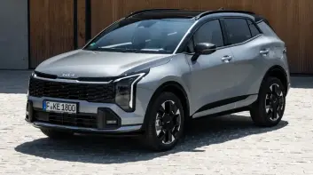 台灣比照?!歐規短軸小改款《Kia Sportage》沒換8AT變速箱 後廂容積縮水