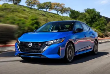 大改款Nissan Sentra要來了?神秘專利圖曝光