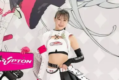 【國王車訊】車模美女收集 GOODSMILE RACING 荒井つかさ