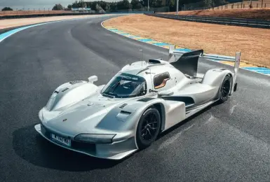 Porsche 963 RSP 全新公路超跑亮相：經典917致敬，融合賽車性能與豪華質感