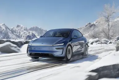 七人座回歸＋性能版開發中！小改款 Tesla Model Y 新車型消息出爐